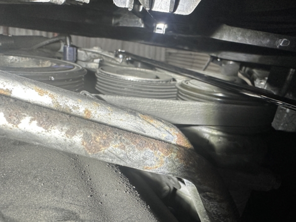 【アウディA4 クワトロ】ガラガラ音の原因は？実際の修理事例と中古車選びで大切なポイントの画像