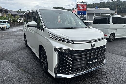 トヨタ　ヴォクシー　2.0　S-Z　7人乗り　高年式　低走行のイメージ